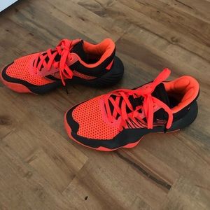 Boy’s Adidas basketball shoes